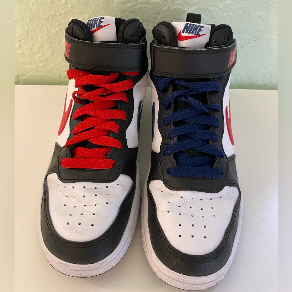Nike SB Kids Court Borough Mid 2 White, Red, & Black Shoes - Picture 6 of 9